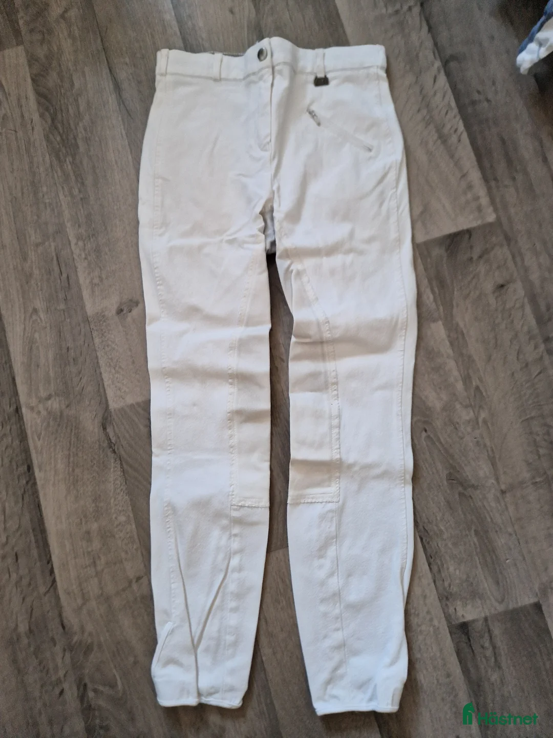 Ridbyxor ryttarutrustning till salu: helskodda ridbyxor i Hallstahammar - Annons 1