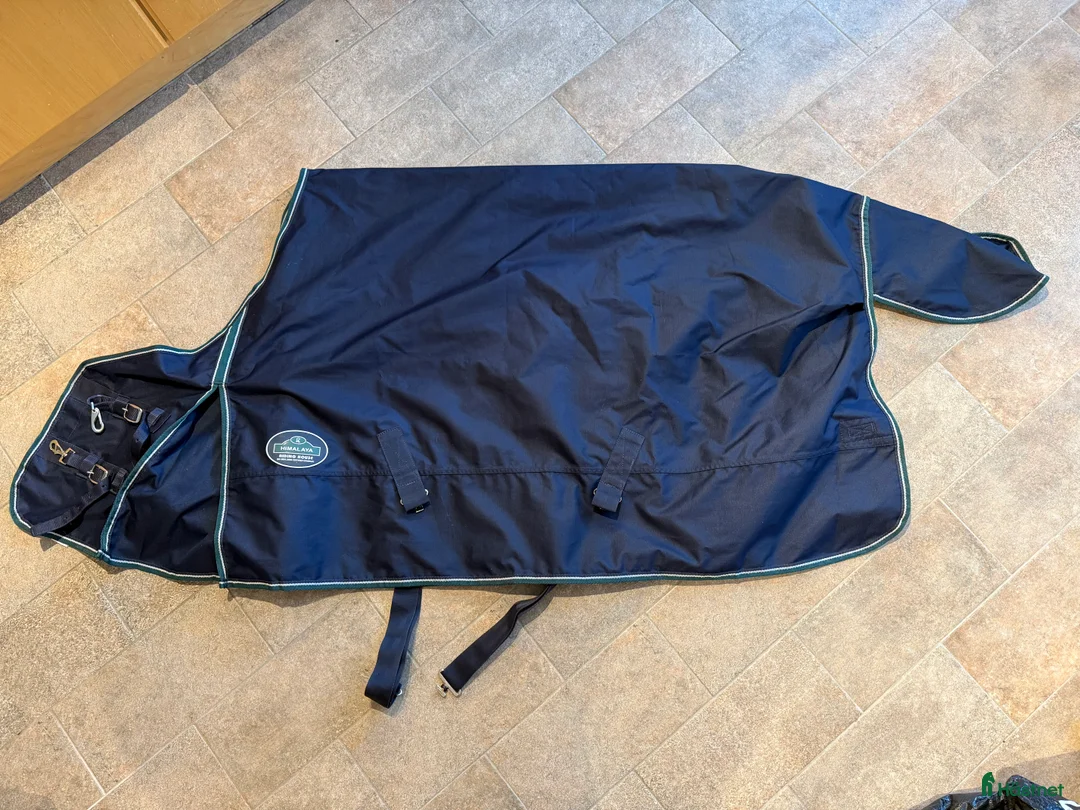 Täcken hästutrustning till salu: Horseware regntäcke 125 cm - Annons 1