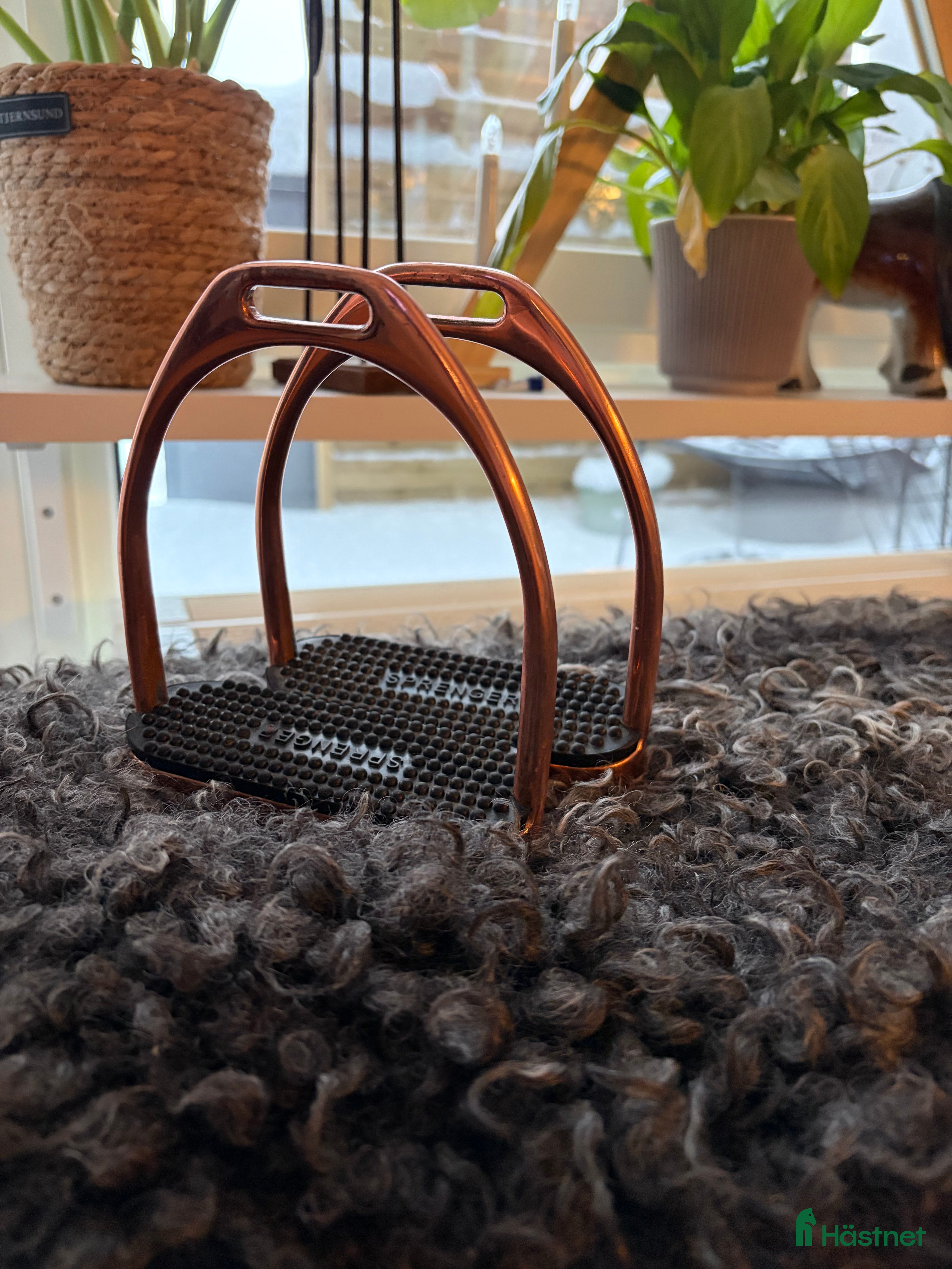 Stigbyglar hästutrustning till salu: Sprenger stigbyglar roseguld💎 - Annons 7