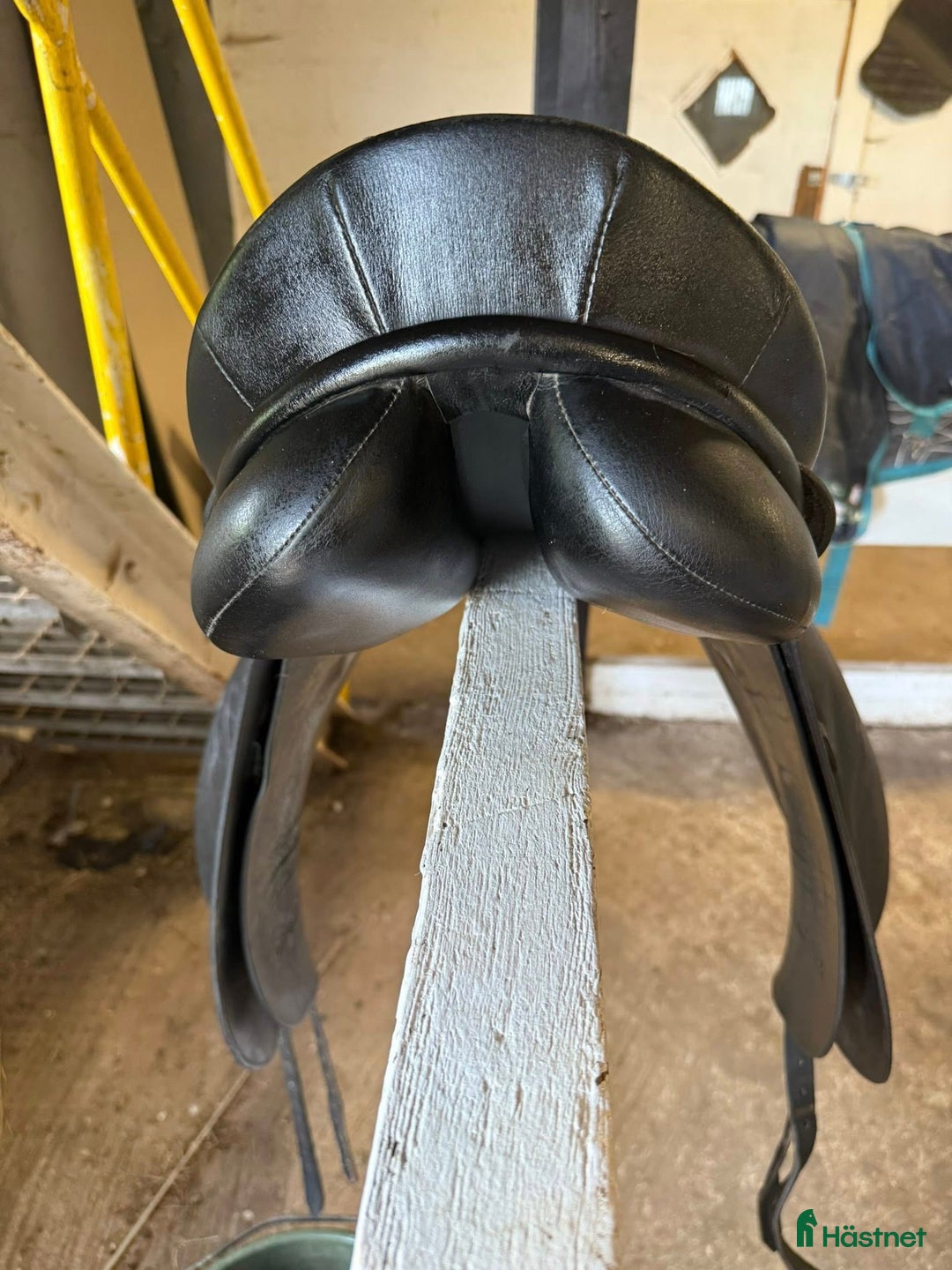 Sadlar hästutrustning till salu: Bates Caprilli i Össjö - Annons 13