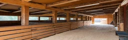  stallplats finnes: Lösdrift/Box - Annons 2