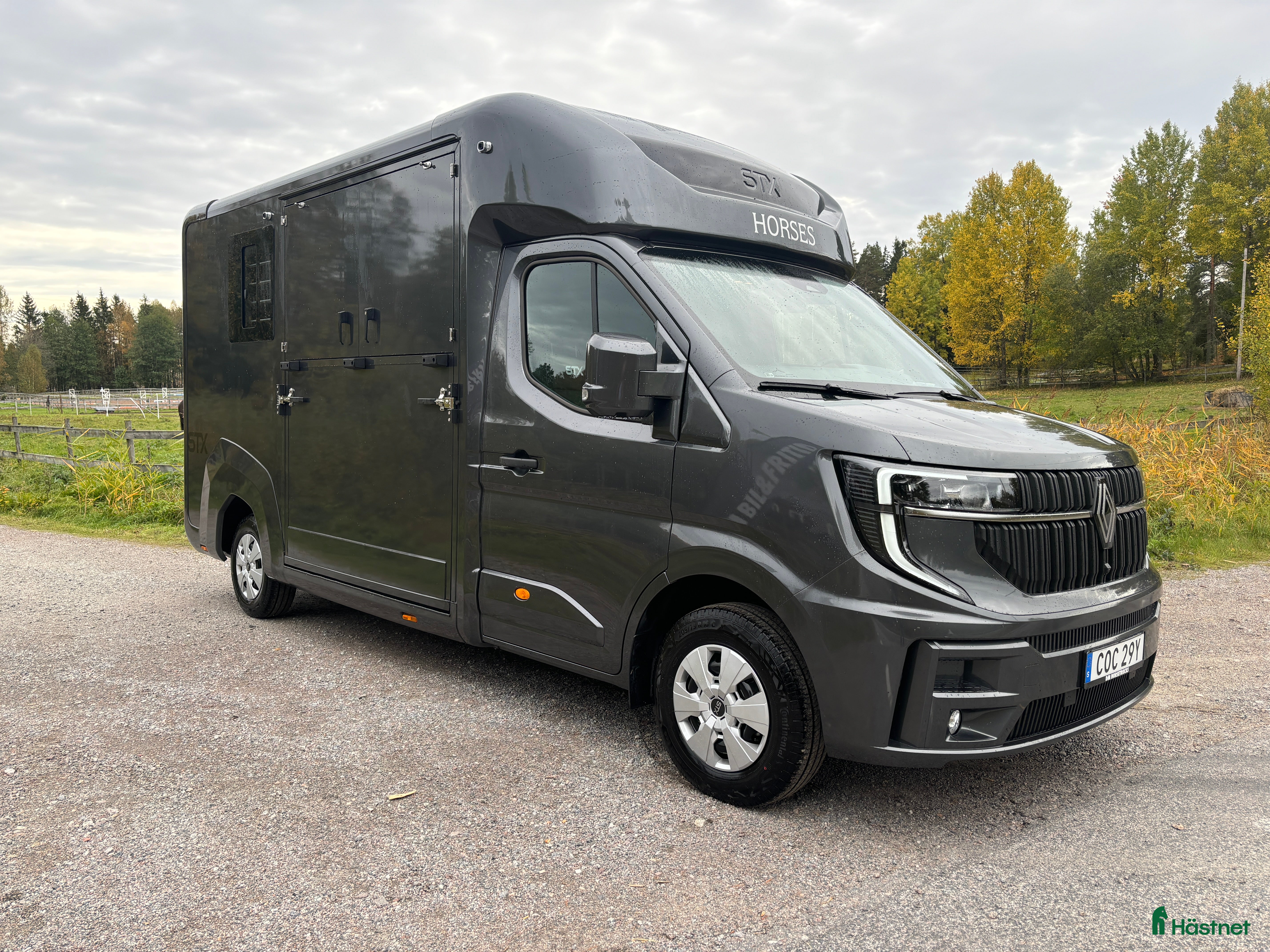 Hästlastbilar  fordon & transport till salu: STX 3-Sits Stuteri 2025 Nya uppdaterade Renault  i Mariefred - Annons 16