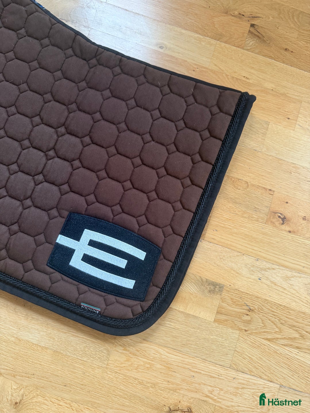 Schabrak & Vojlockar hästutrustning till salu: Lami-cell och e-logga i Strömstad - Annons 4