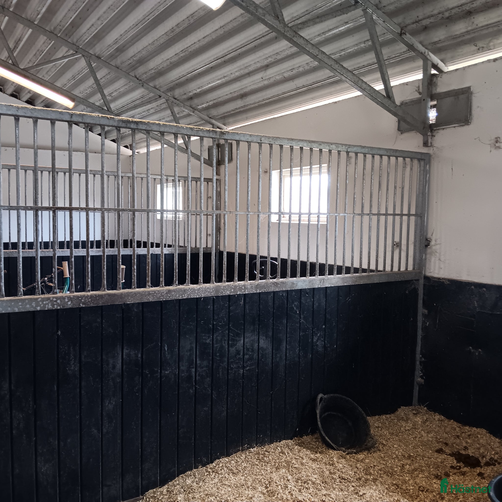 Stallinredning, stängsel & gård övrig utrustning till salu: Stallboxar 8st - Annons 2