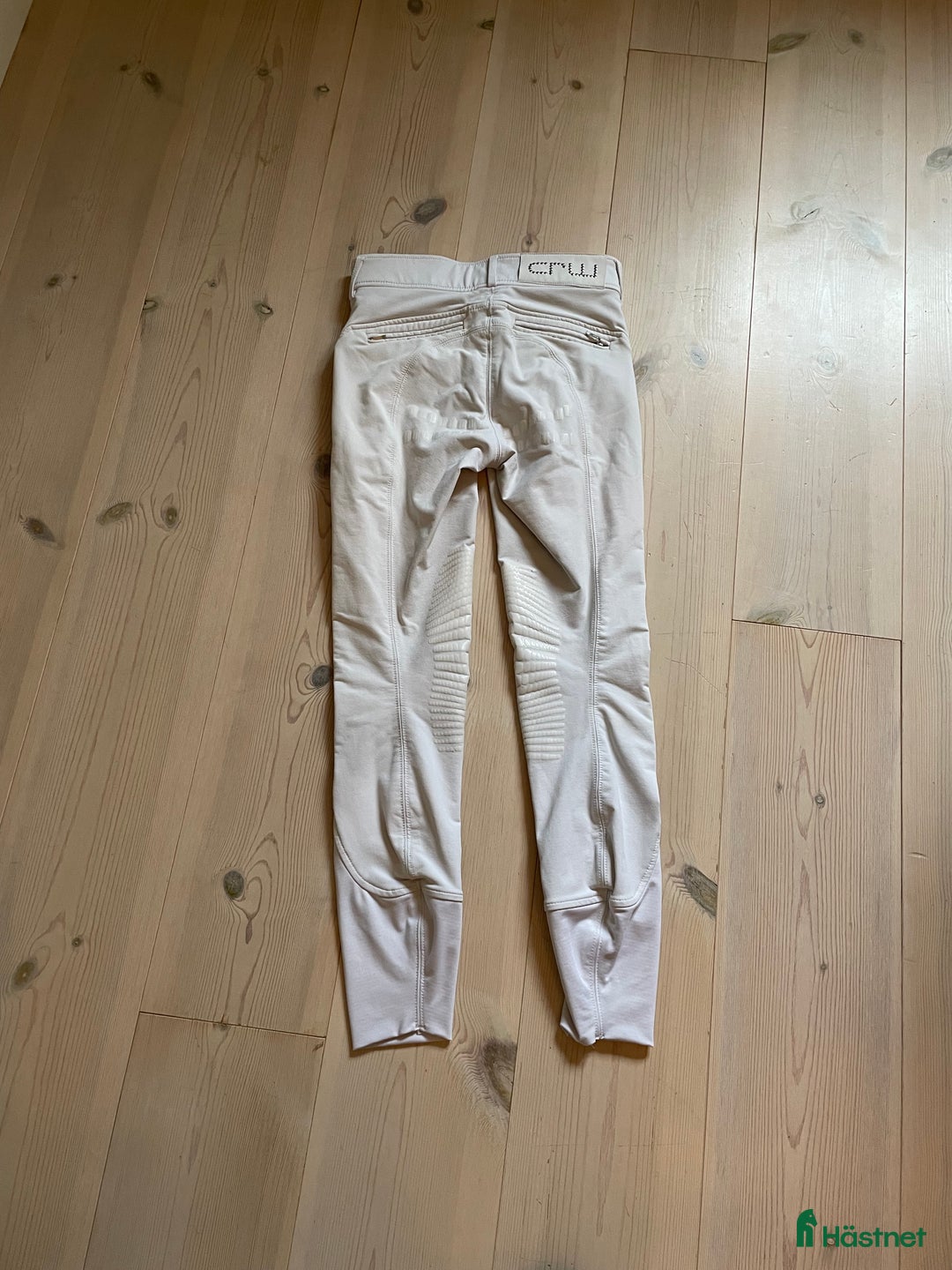 Ridbyxor ryttarutrustning till salu: Vita ridbyxor i Enskede - Annons 2