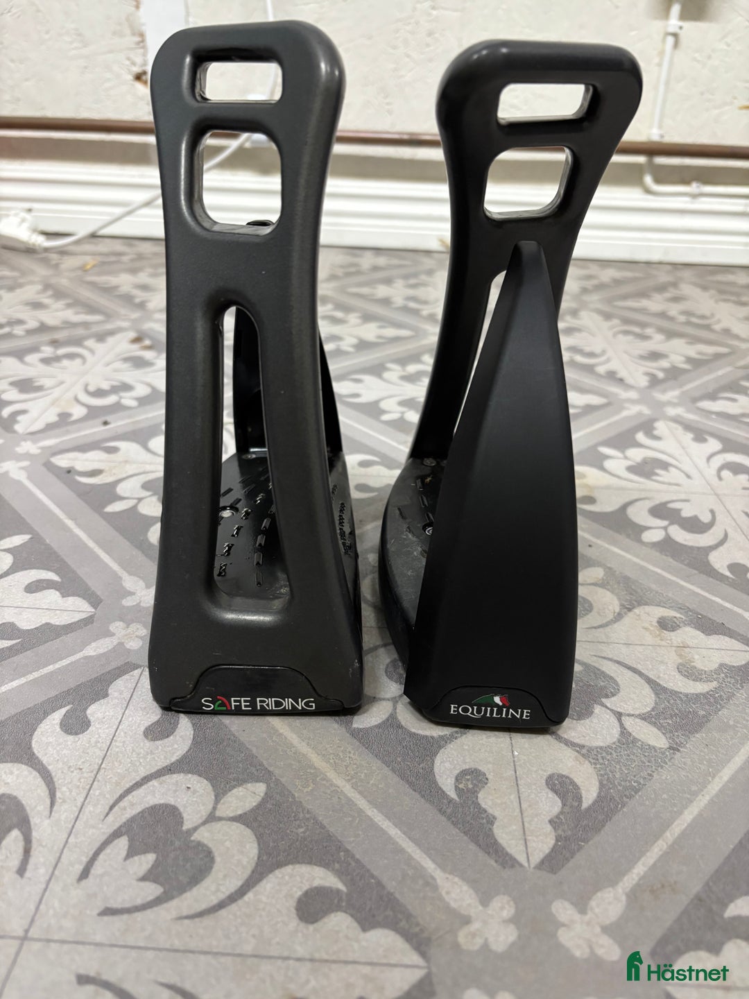 Stigbyglar hästutrustning till salu: Safe riding S2 i Svartsjö - Annons 2