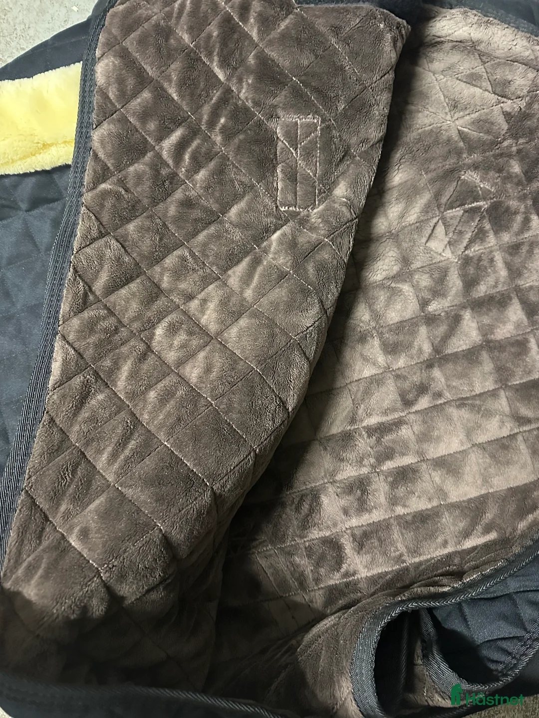 Täcken hästutrustning till salu: Kentucky show rug i Norrtälje - Annons 2