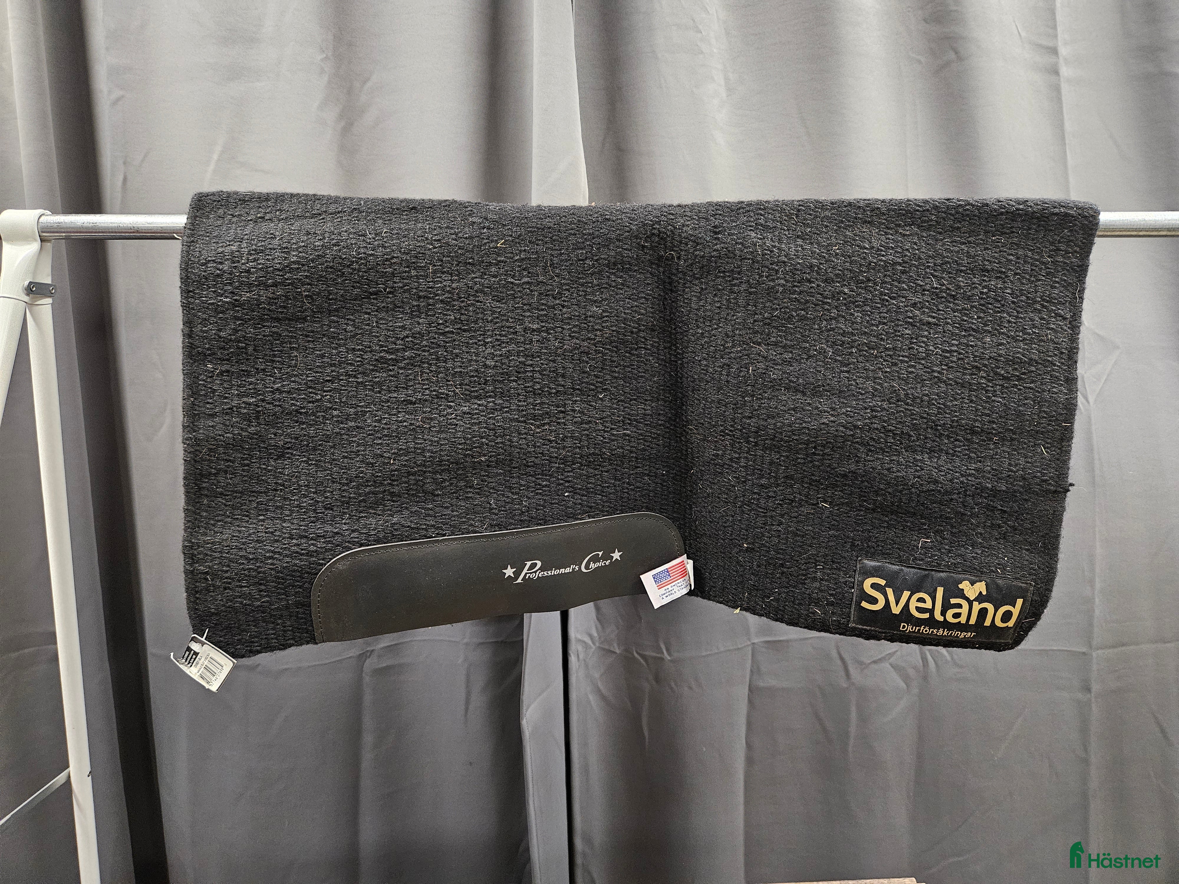 Sadeltillbehör hästutrustning till salu: Sadelfilt, Professional's Choice i Gällivare - Annons 8