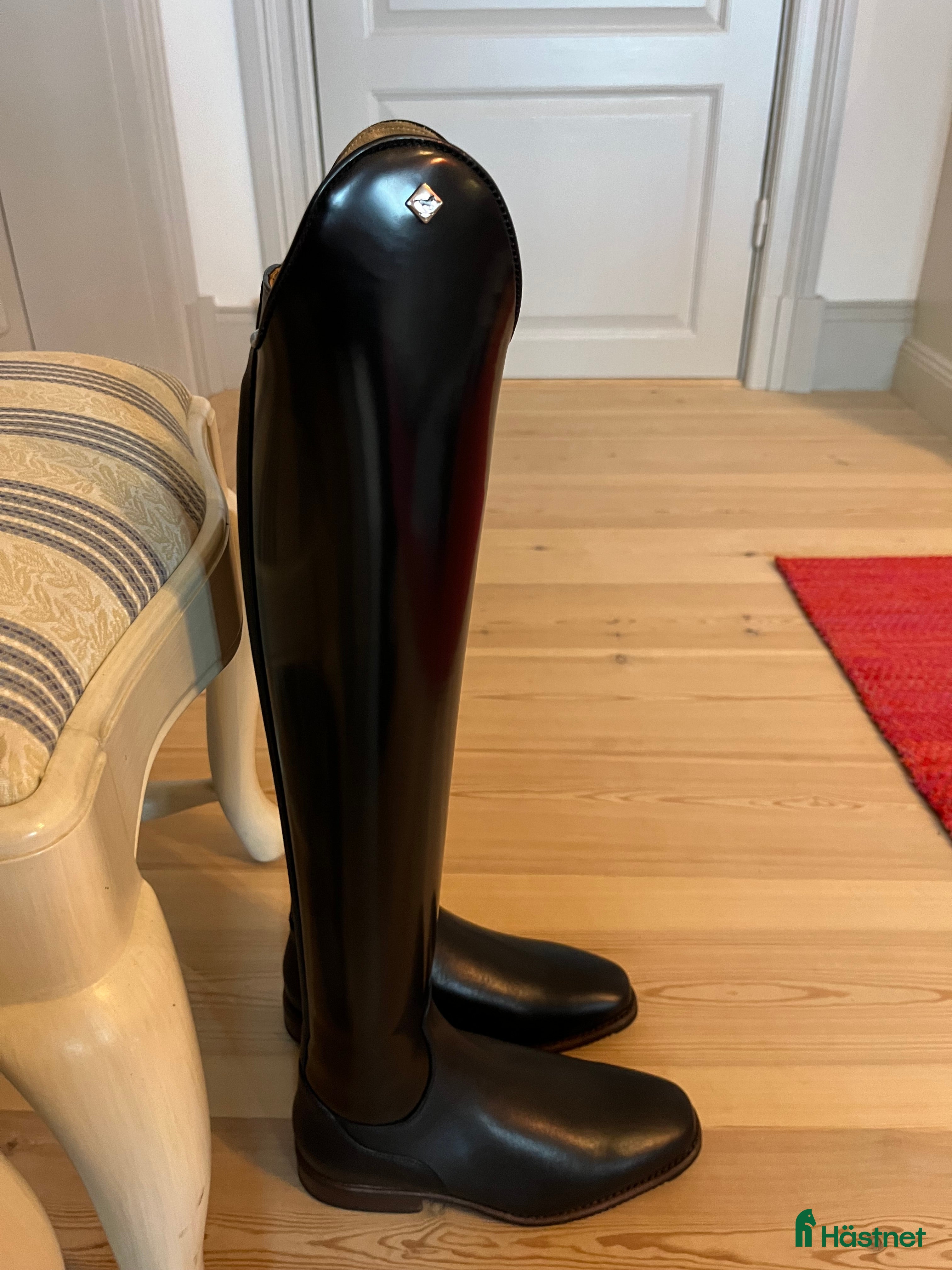 Ridstövlar ryttarutrustning till salu: Intressekoll nya deniro dressyr stövlar - Annons 11