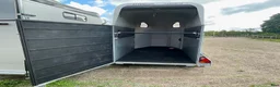Hästtransporter  fordon & transport till salu: Fin 1,5 hästars transport - Annons 3