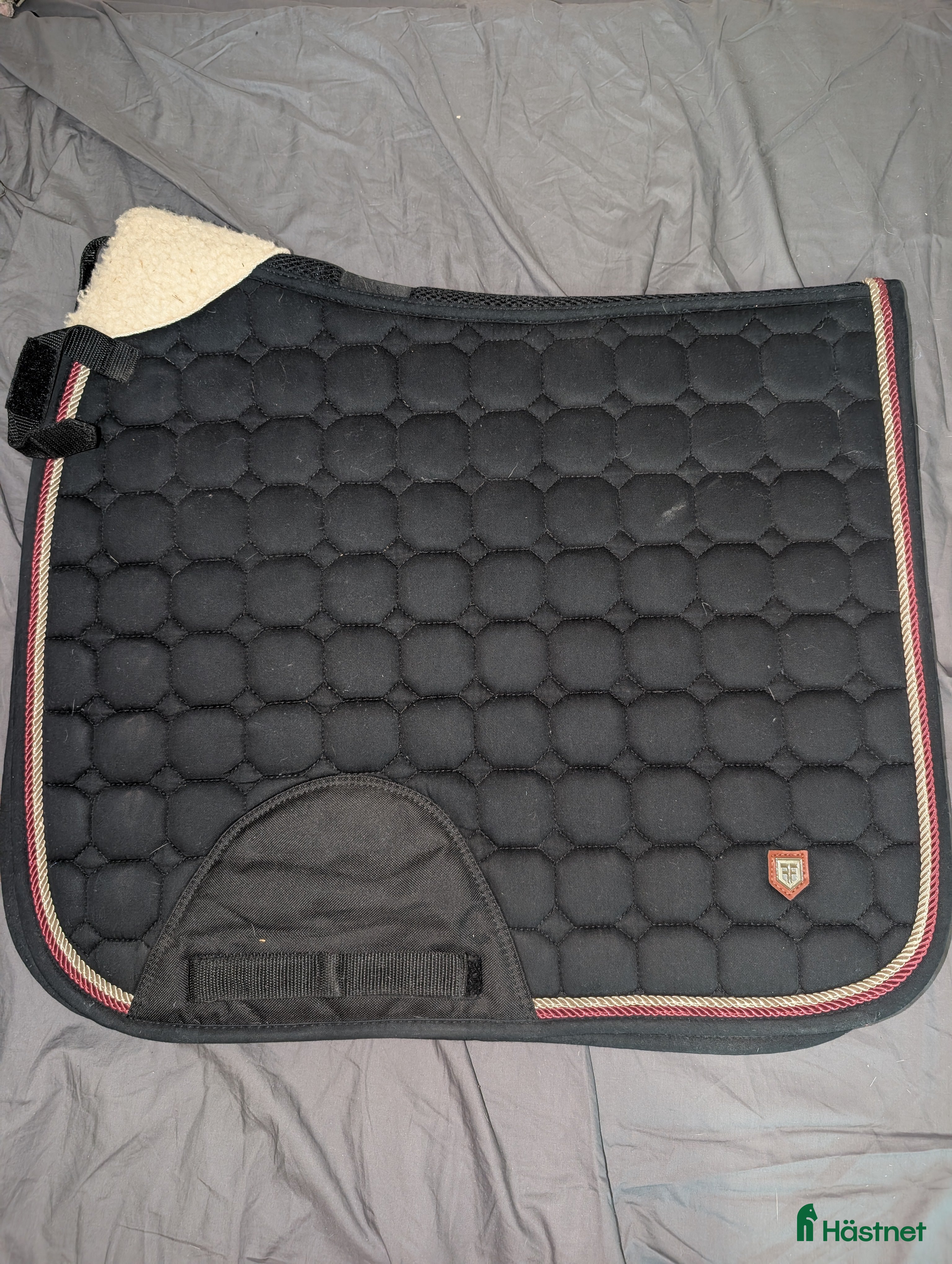 Schabrak & Vojlockar hästutrustning Svart all-around fairfeild schabrak  i Nacka - Annons 5