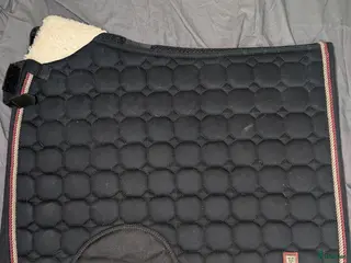 Schabrak & Vojlockar hästutrustning Svart all-around fairfeild schabrak i Nacka - Annons 5