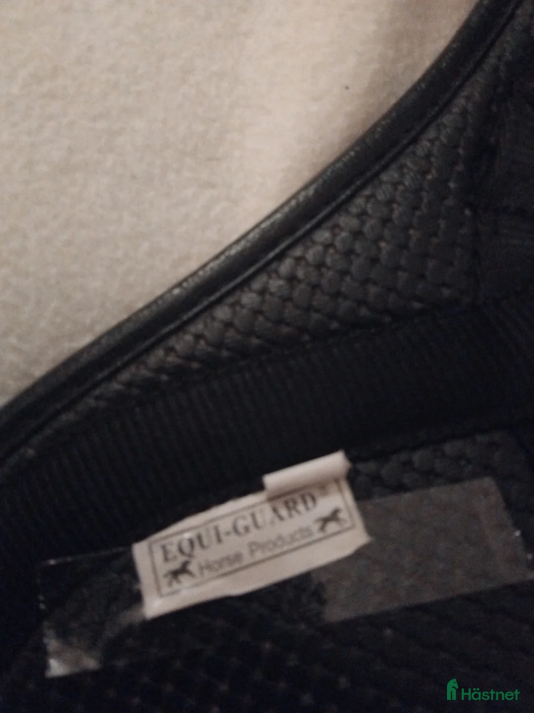 Sadeltillbehör hästutrustning till salu: Fin dressyrgjord i sympax - Annons 2