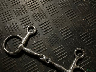 Bett hästutrustning till salu: Baucher bett i Alsterbro - Annons 7