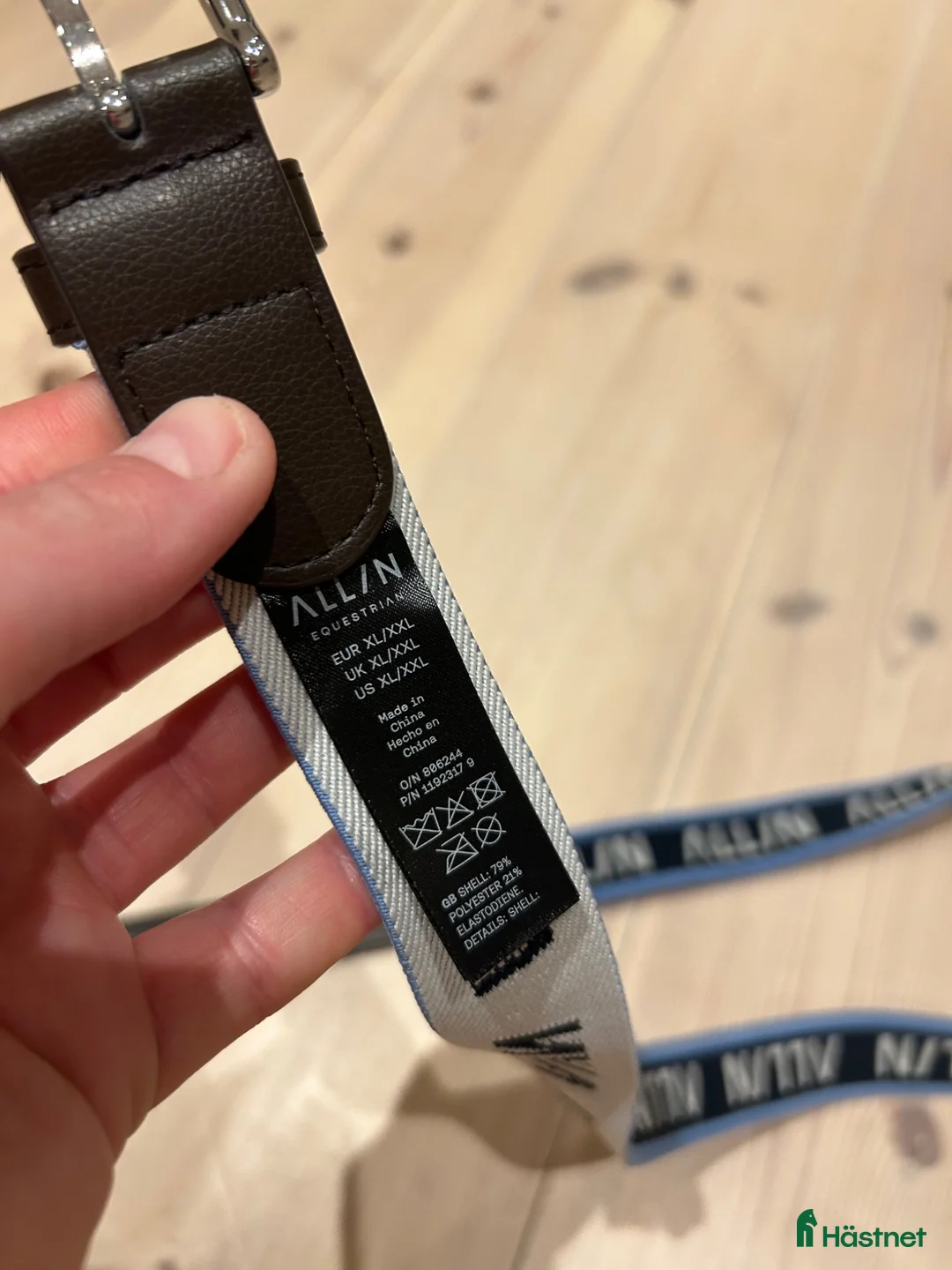 Övrigt Ridkläder ryttarutrustning till salu: All in Grön jacka ( S ), Skärp ( XL/XXL ) - 110 cm - Annons 5