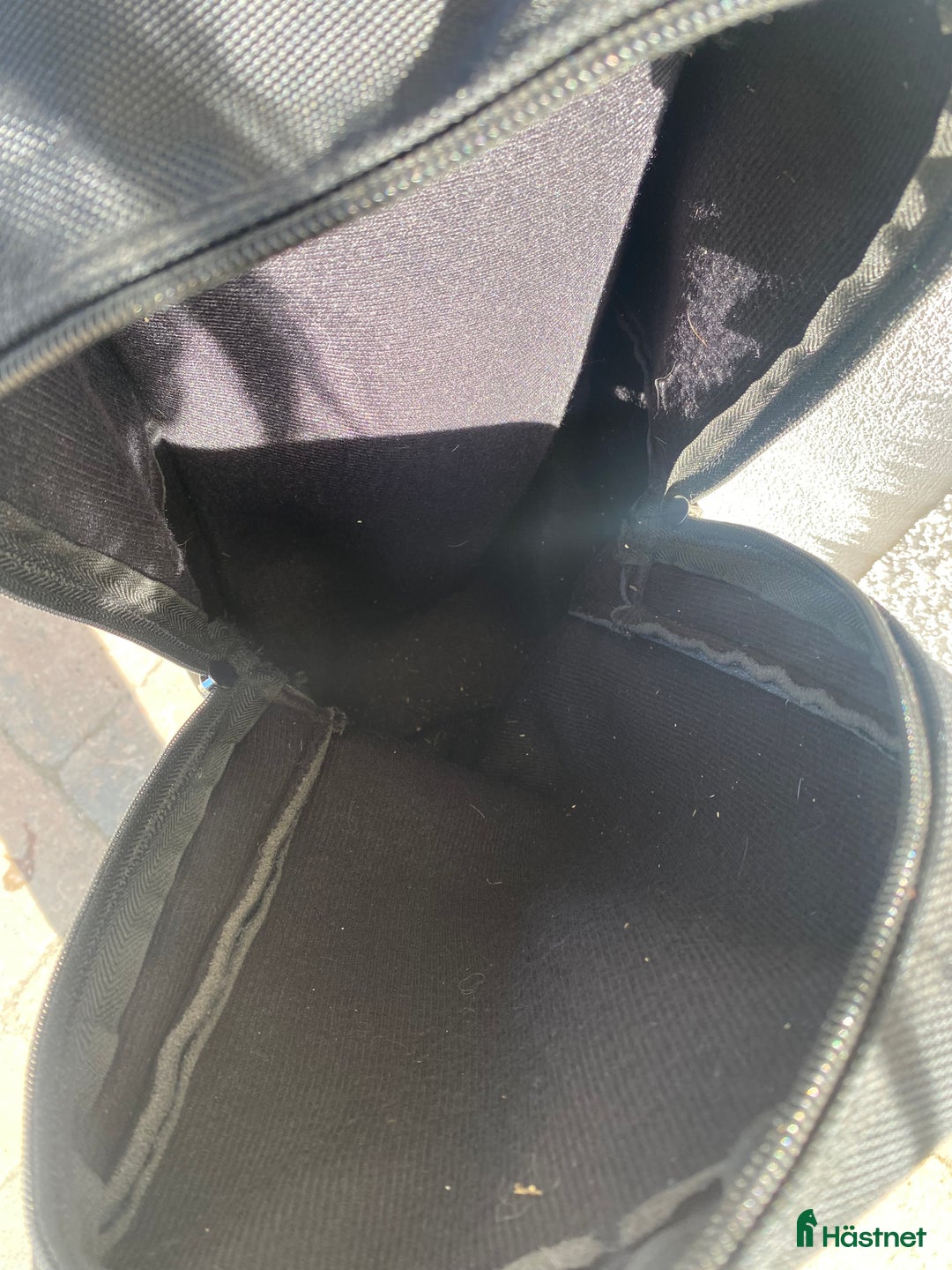 Övrig Ryttarutrustning ryttarutrustning till salu: Ridstövel och hjälm väska🙌🏻😊 i Hammarö - Annons 2