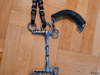 Bett hästutrustning till salu: Pelhambett baby. 13,5 i Lerum - Annons 14