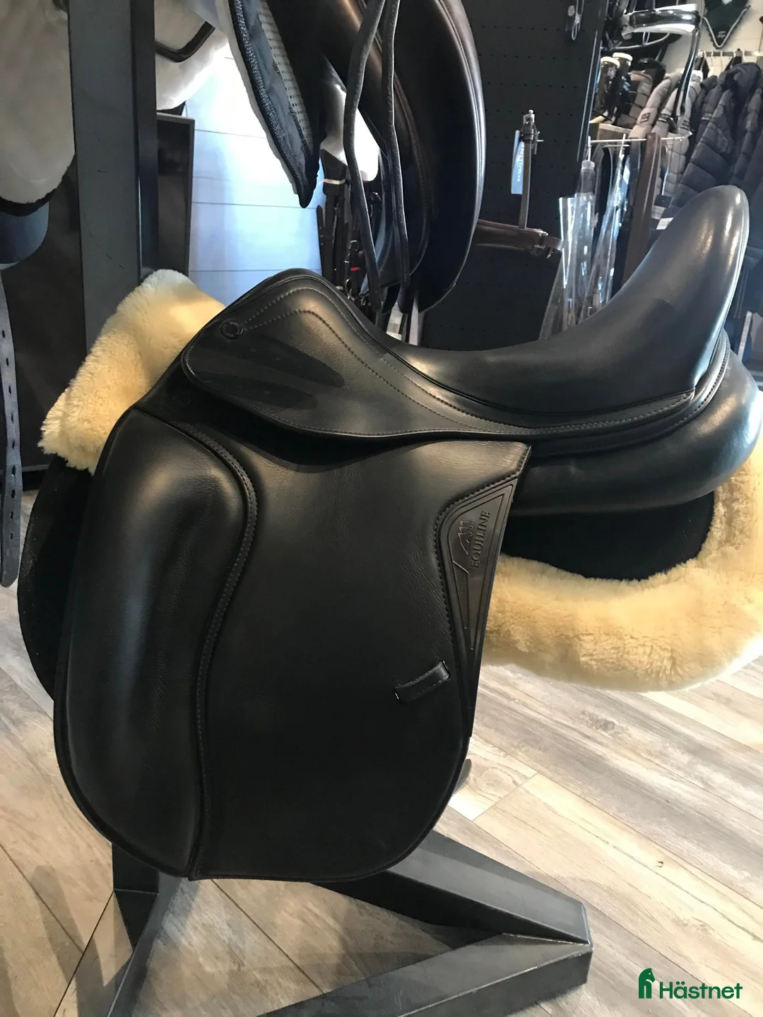 Sadlar hästutrustning till salu: Fin sadel i Örebro - Annons 1