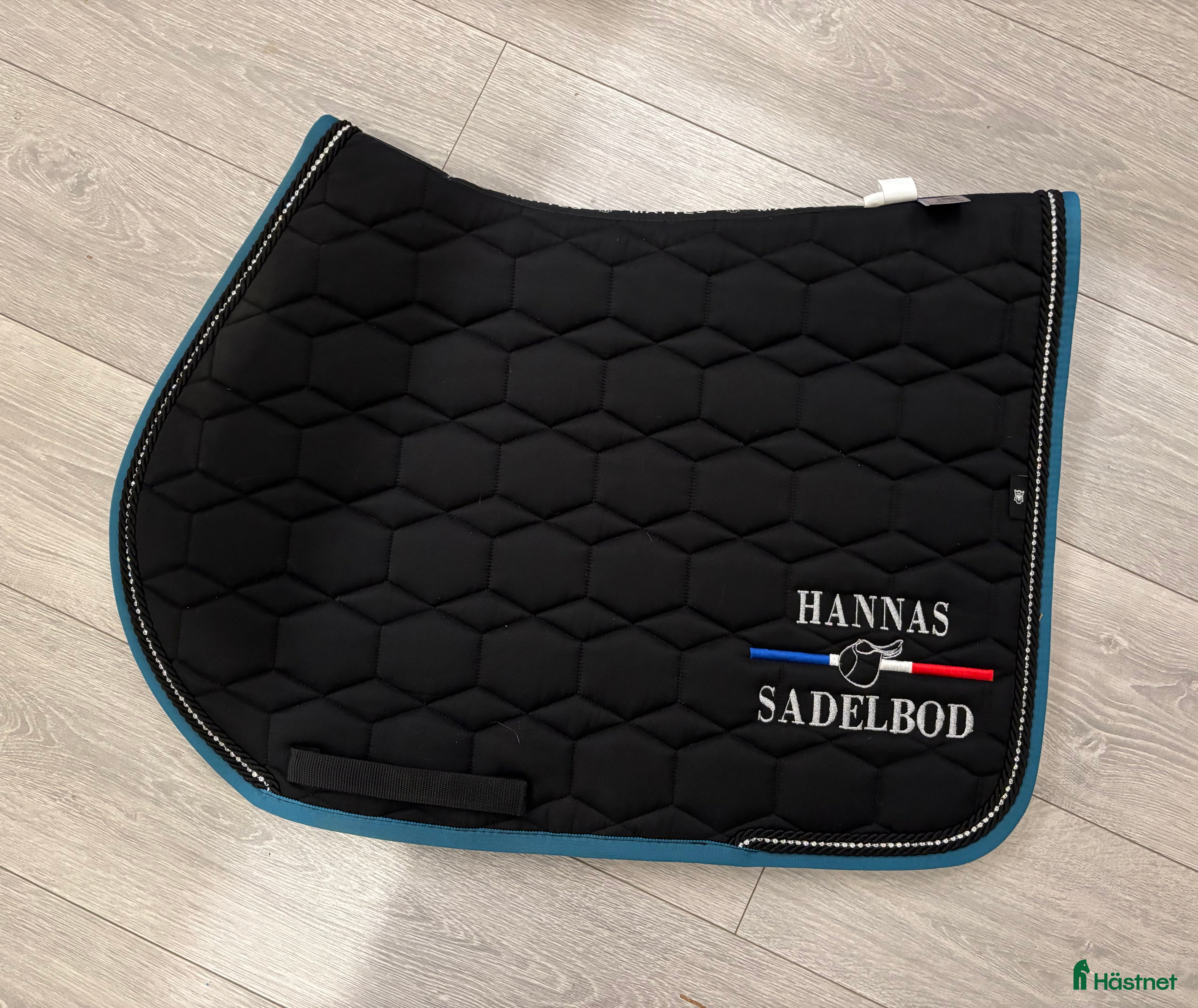 Schabrak & Vojlockar hästutrustning till salu: Mattes schabrak  i Bro - Annons 8