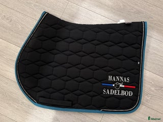 Schabrak & Vojlockar hästutrustning till salu: Mattes schabrak i Bro - Annons 8