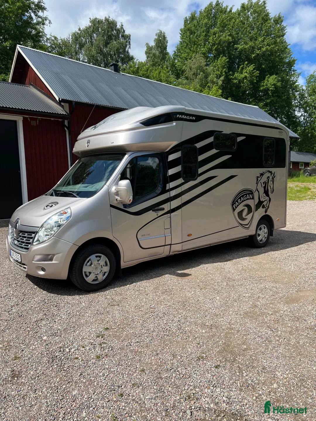 Hästlastbilar  fordon & transport till salu: Snygg B-kortslastbil - Annons 1