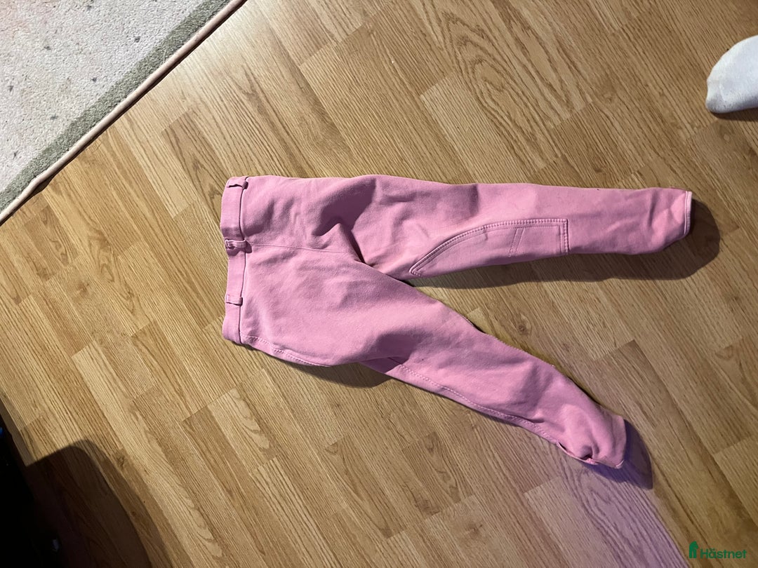 Ridbyxor ryttarutrustning till salu: Ridbyxor till salu  i Vinninga - Annons 1