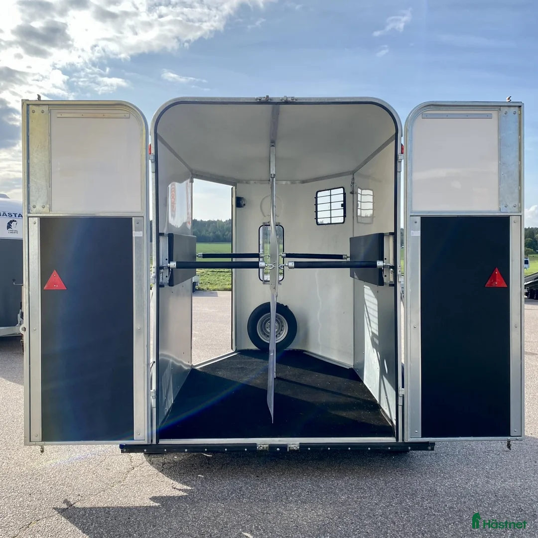 Hästtransporter  fordon & transport till salu: Fautras Provan Demo-ex i Kvicksund - Annons 2