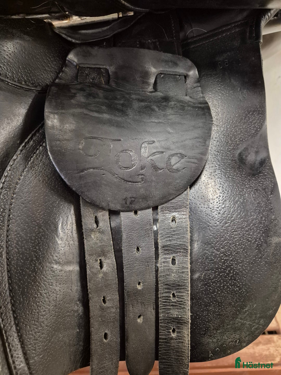 Sadlar hästutrustning till salu: Svart 17" 36 Globus Loke i Ullånger - Annons 6