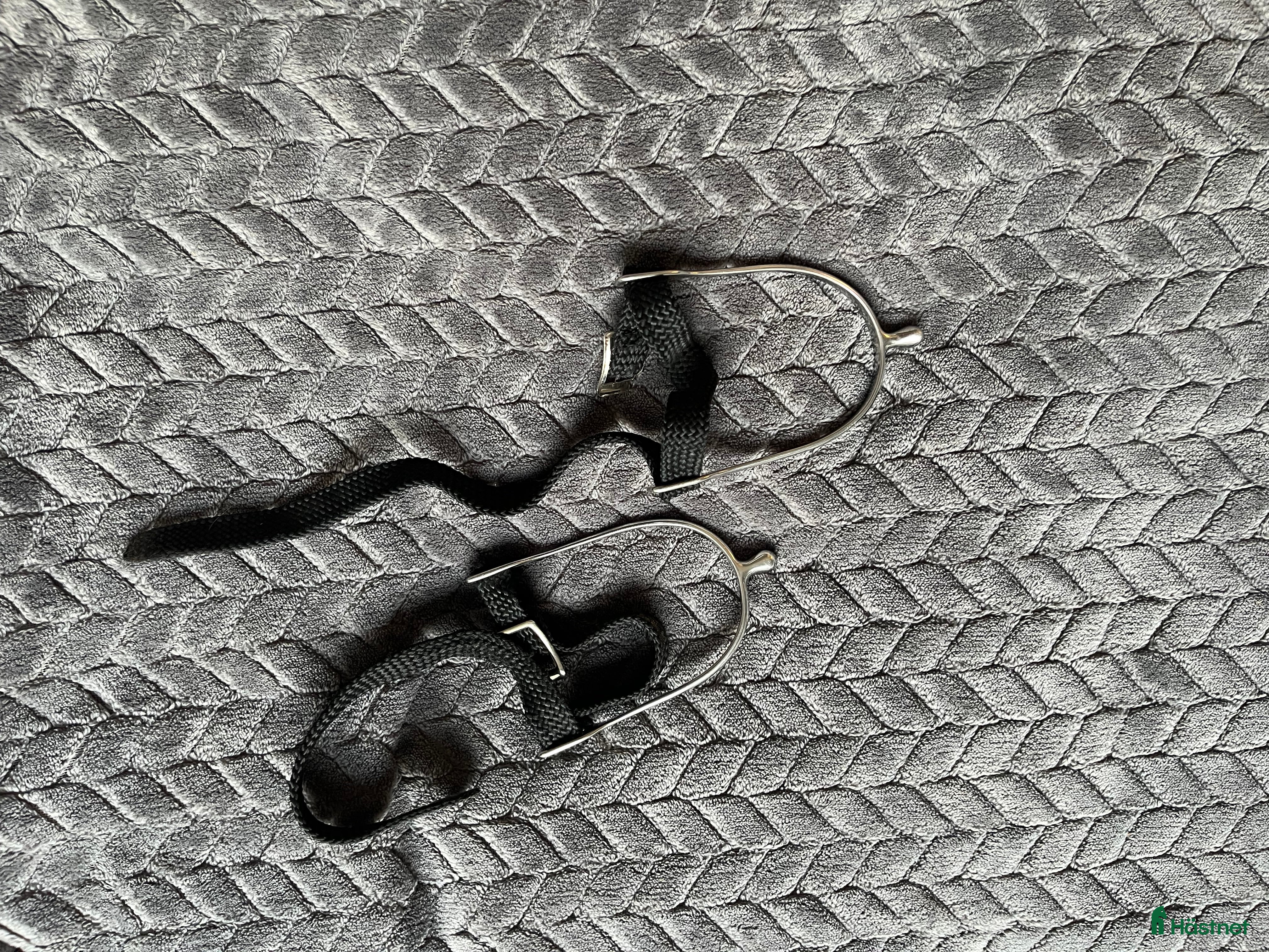 Övrigt Ridkläder ryttarutrustning till salu: Sporrar  - Annons 18