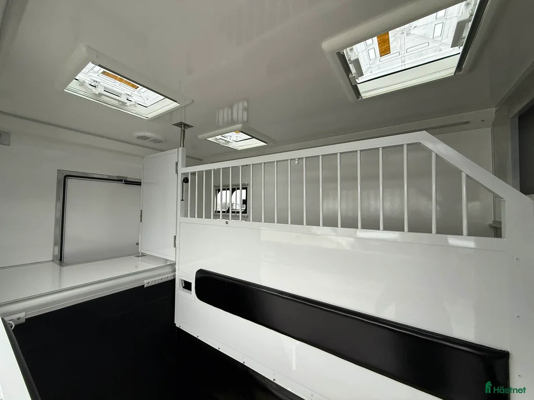 Hästlastbilar  fordon & transport till salu: NORDIC HORSE 3 *HÖG LASTVIKT*  i Köping - Annons 7