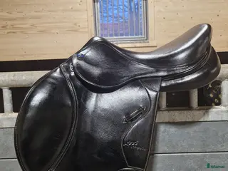 Sadlar hästutrustning Lippo hoppsadel - Annons 2