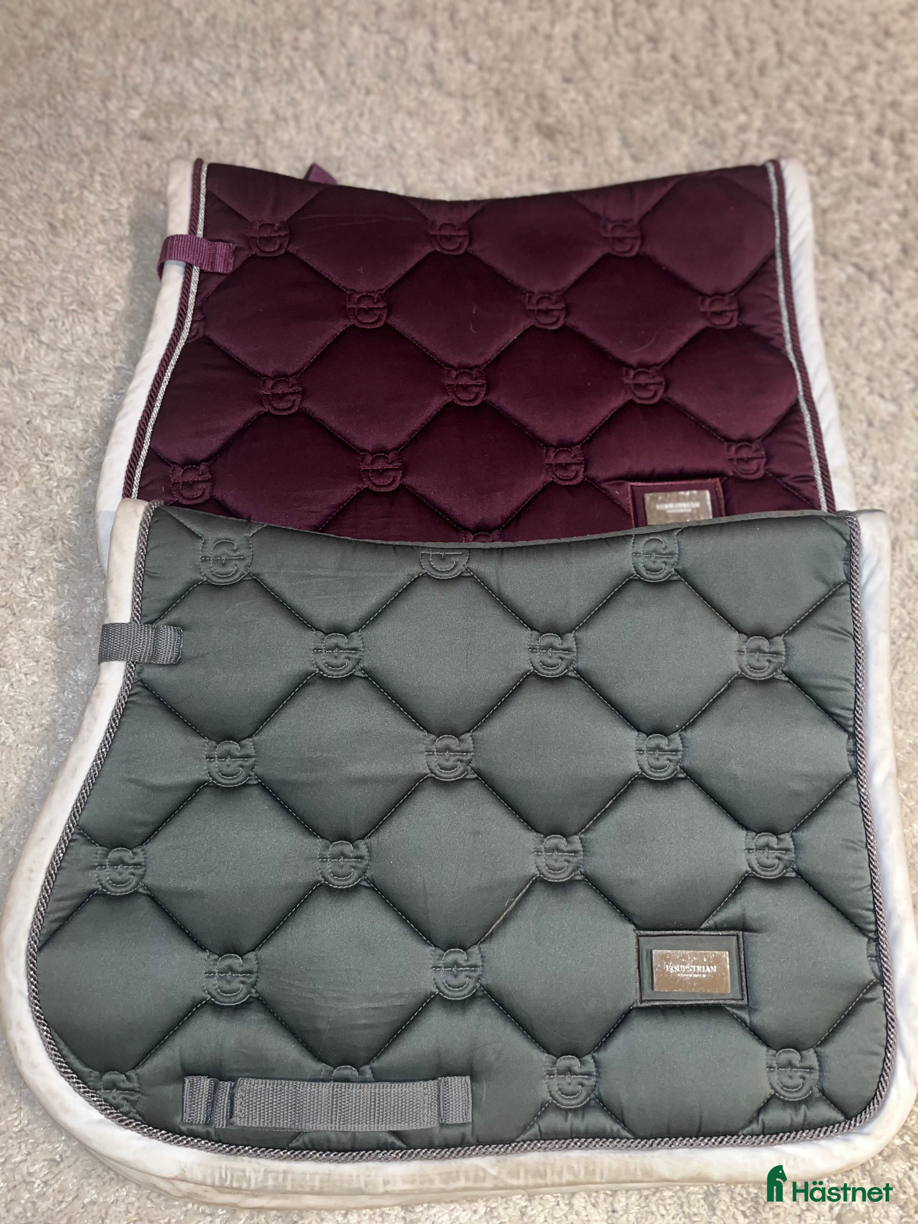 Schabrak & Vojlockar hästutrustning till salu: Equestrian Sthockolm schabrak💕 - Annons 2