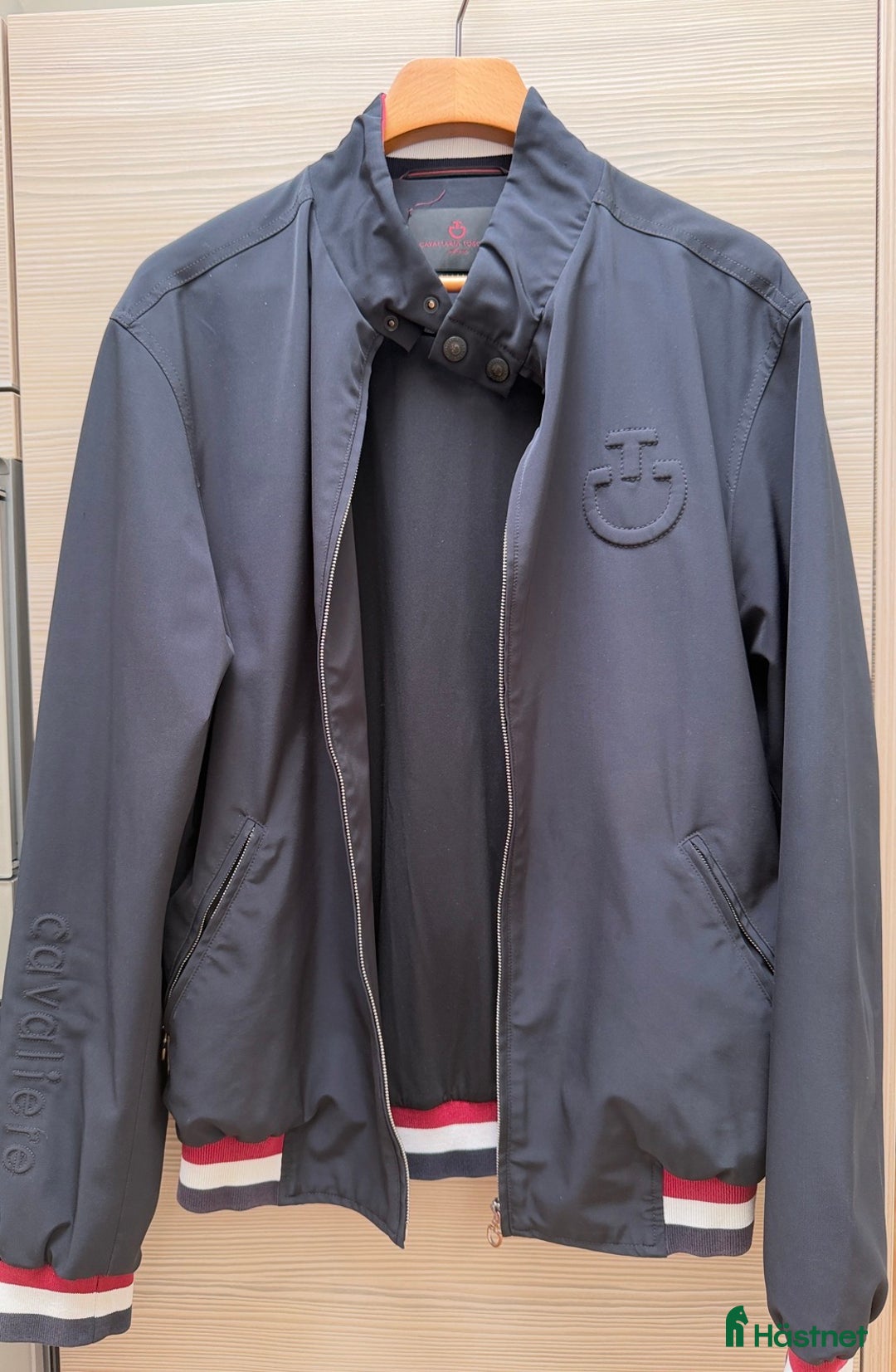 Jackor & Kavajer ryttarutrustning till salu: Frack, frack, jacka x 2 Herr i Göteborg - Annons 1