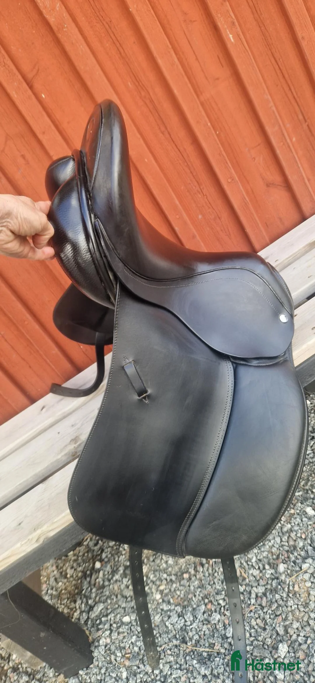 Sadlar hästutrustning till salu: Ihesta - Annons 1