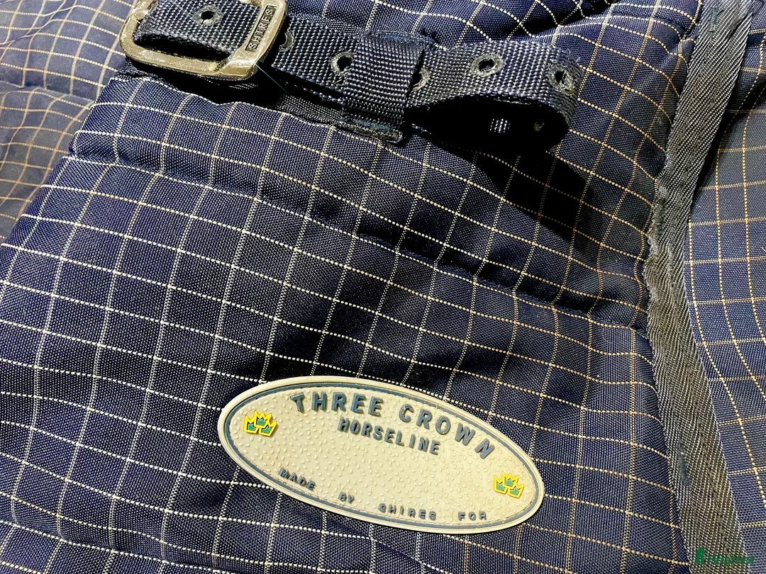 Täcken hästutrustning till salu: Vintertäcke i Nynäshamn - Annons 1