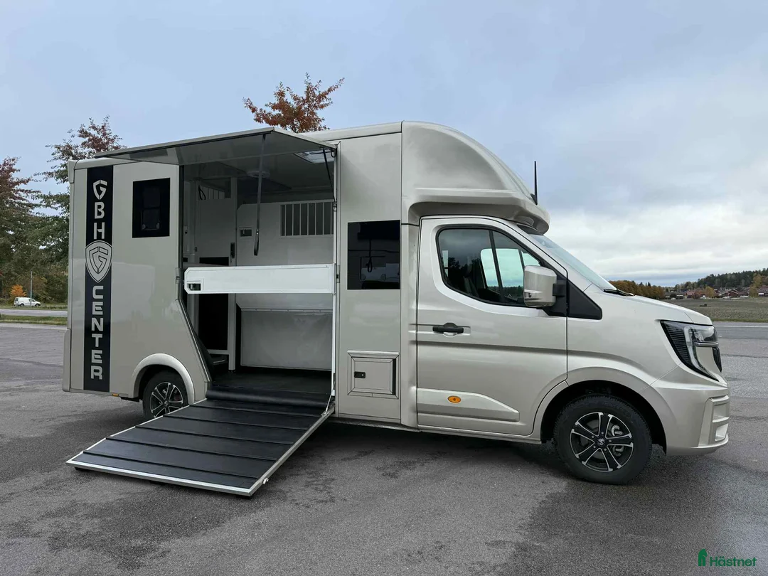 Hästlastbilar  fordon & transport till salu: NORDIC HORSE 5 STUTERI *HÖG LASTVIKT* i Köping - Annons 6