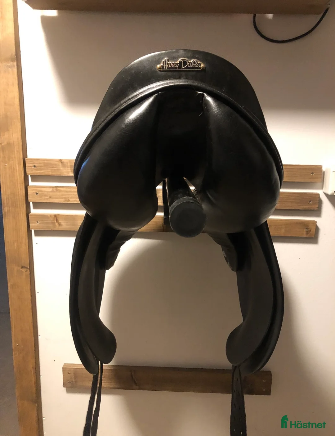 Sadlar hästutrustning till salu: Dressyrsadel Harry Dabbs i Laholm - Annons 3