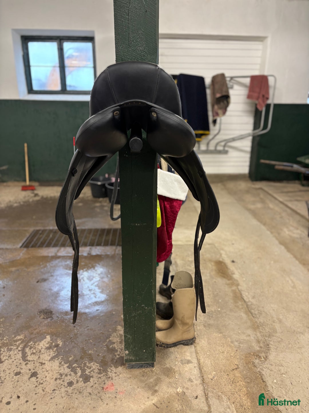 Sadlar hästutrustning till salu: Antares Cadence dressyrsadel i Strängnäs - Annons 3