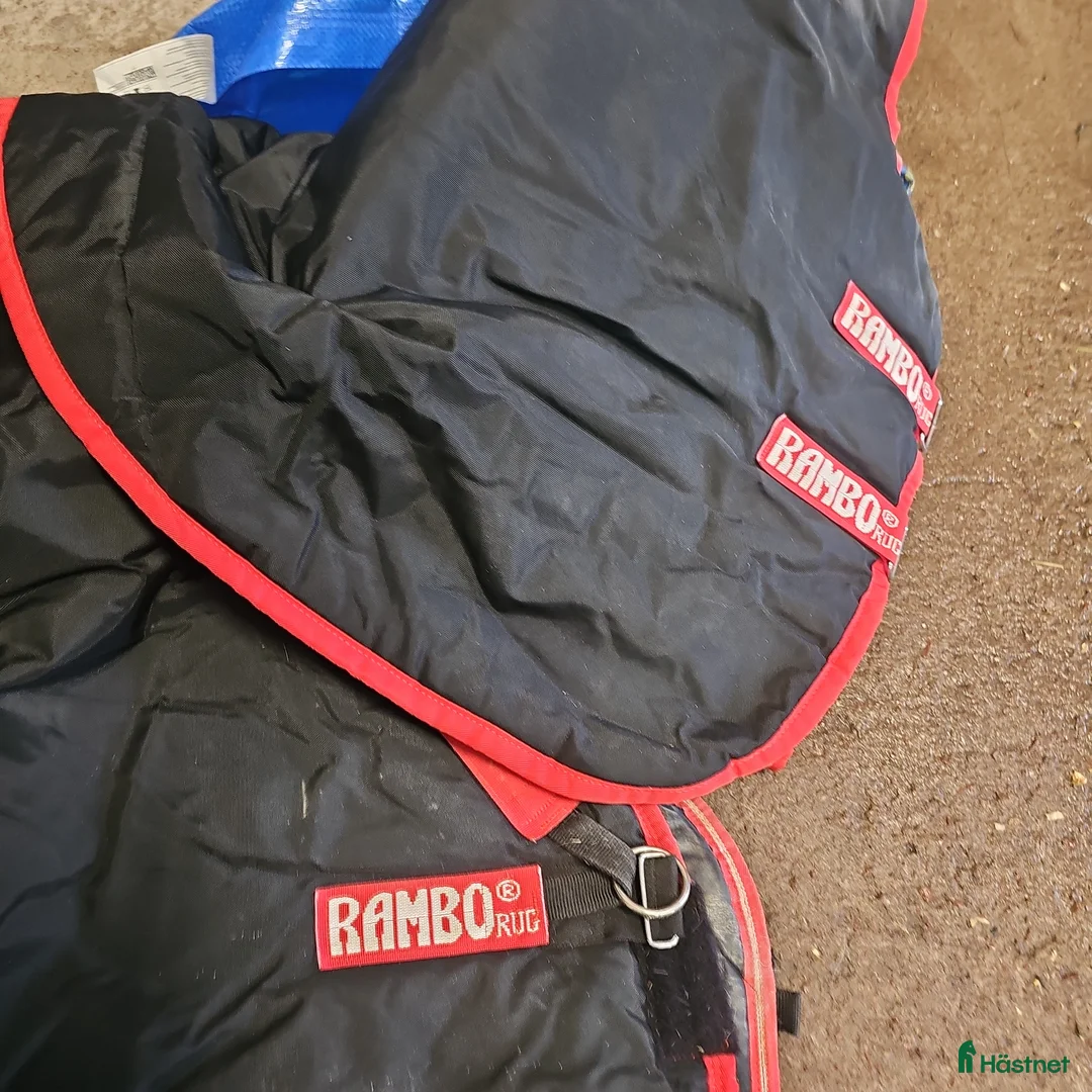 Täcken hästutrustning till salu: Rambo Rug hästtäcke  - Annons 3