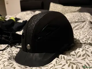 Hjälmar ryttarutrustning till salu: Back on track lynx i Tranås - Annons 20