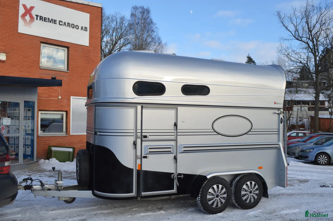 Hästtransporter  fordon & transport till salu: Forzab Boj Classic 226SEH Totalvikt 2600kg - Annons 1