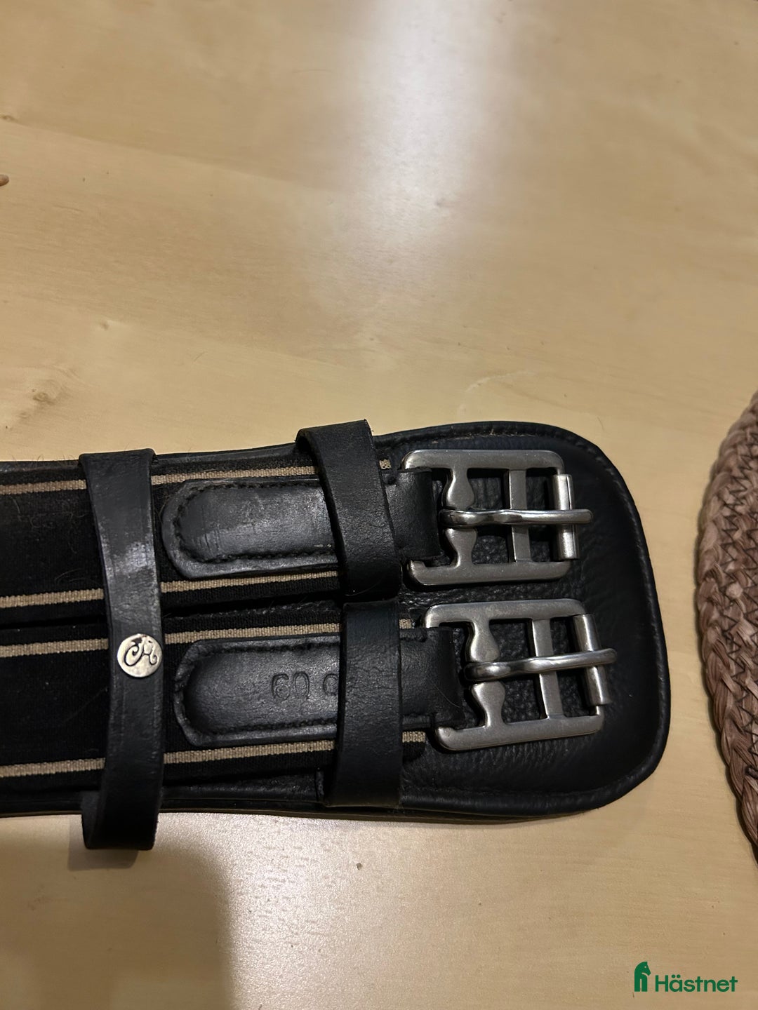 Sadeltillbehör hästutrustning till salu: Dressyrgjord 60 cm i Bollebygd - Annons 2