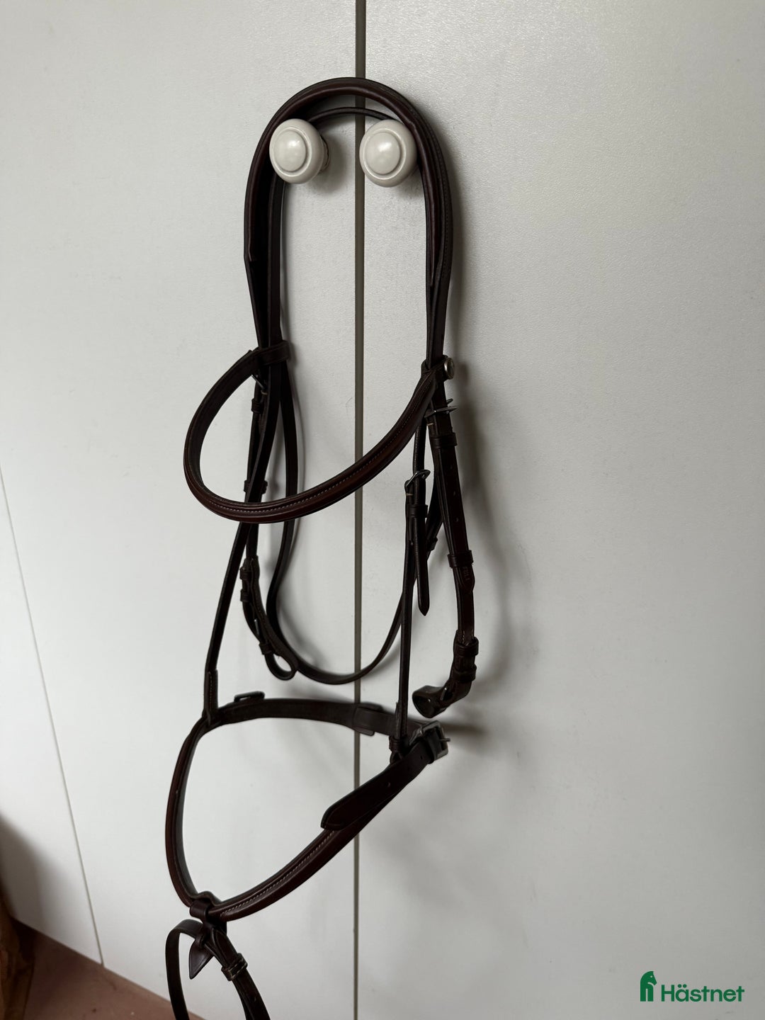 Träns hästutrustning till salu: Oanvänt Horsehead träns i Fjärås - Annons 2