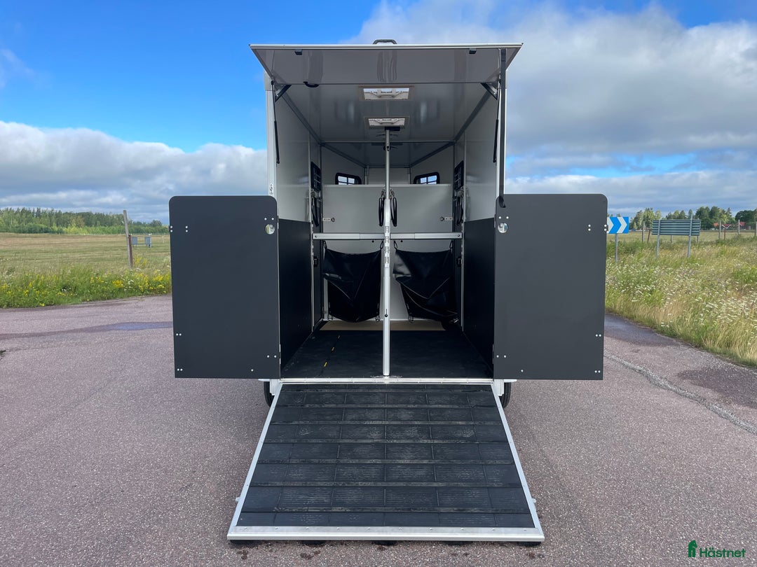 Hästtransporter  fordon & transport till salu: UME B60 - Nu kör vi Kampanj! i Borlänge - Annons 10