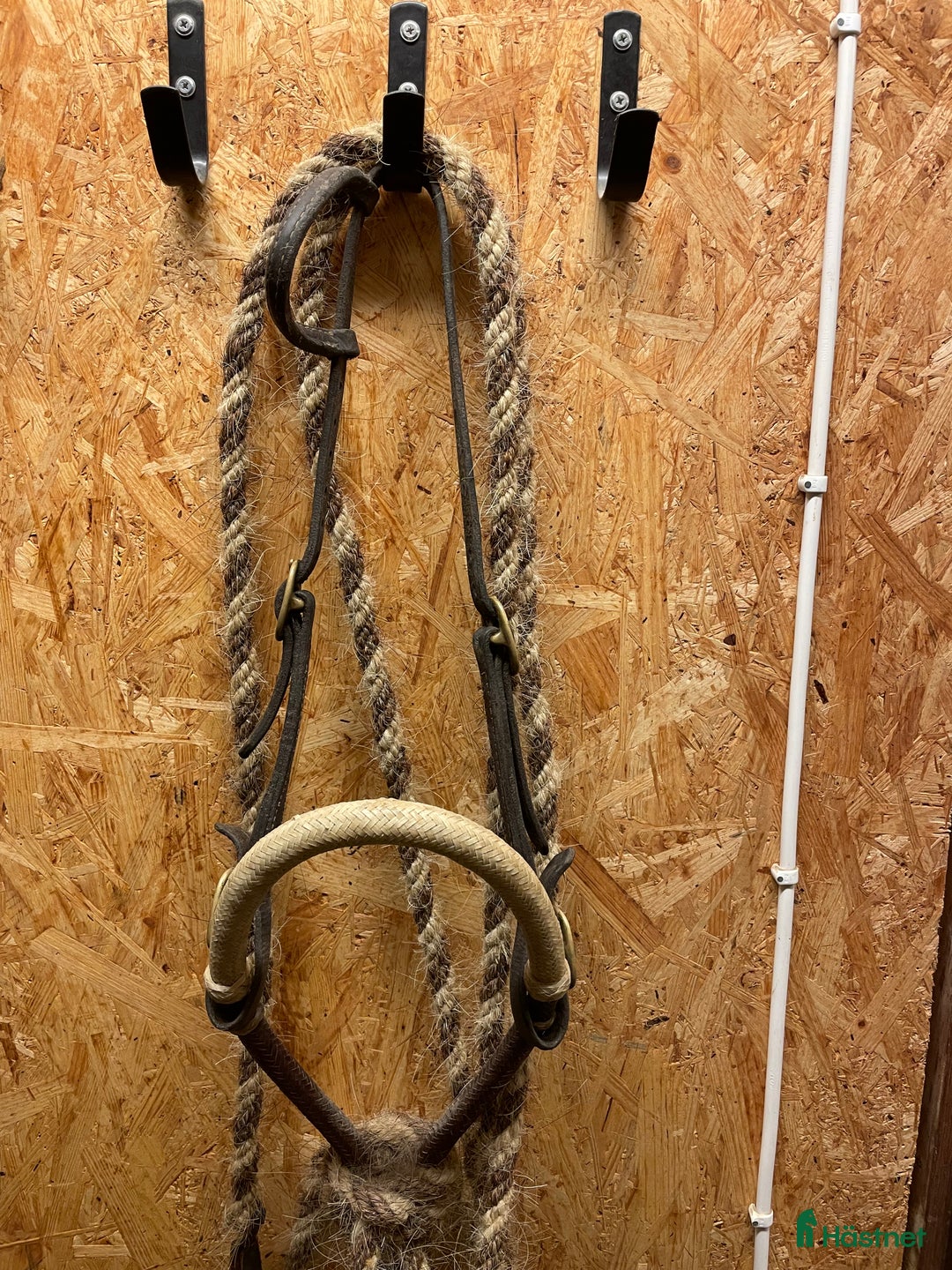 Träns hästutrustning till salu: Komplett bosal i Karlstad - Annons 2