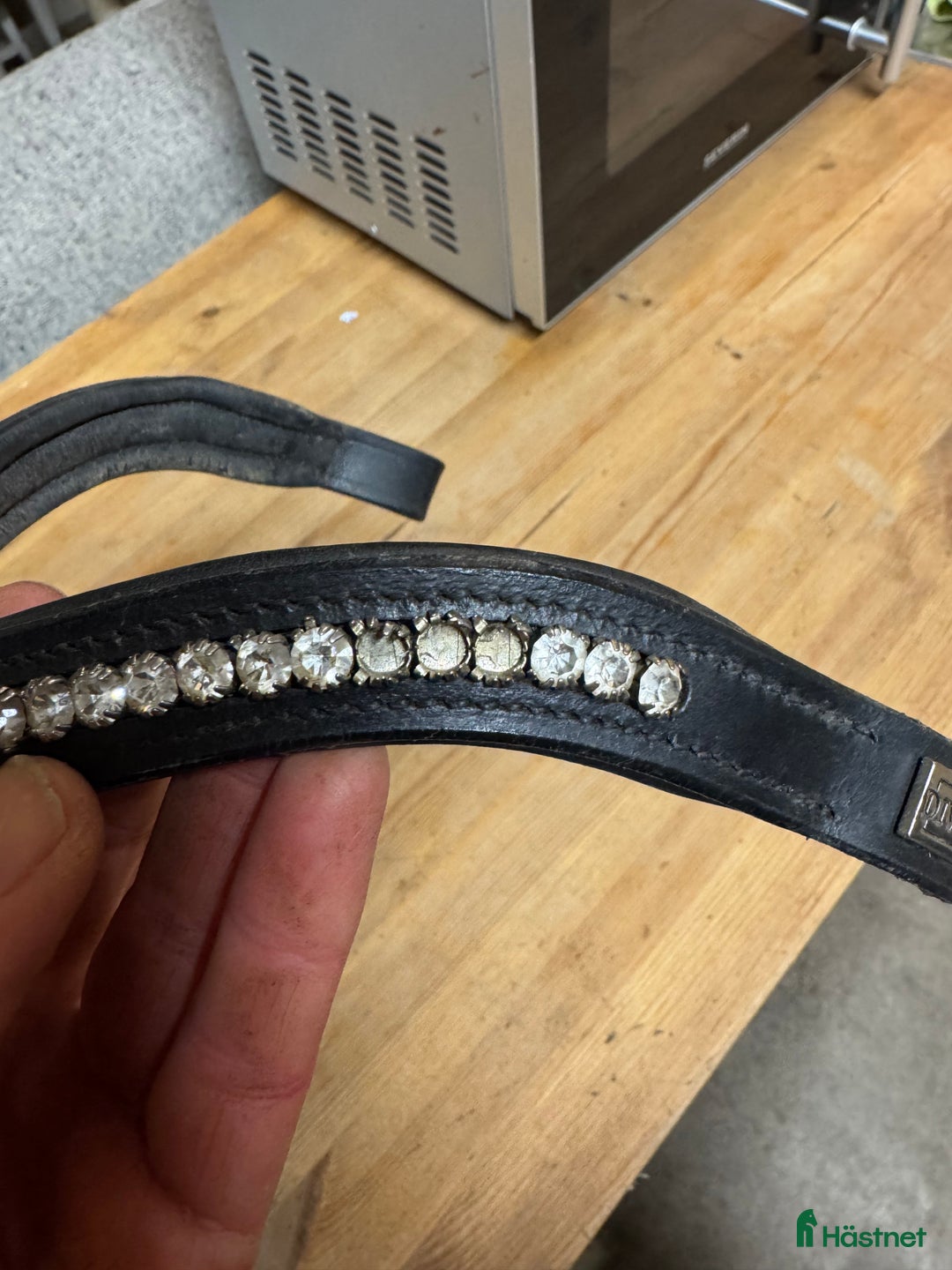 Övrig Hästutrustning hästutrustning till salu: Divoyh pannband svart stl ponny i Frösön - Annons 4