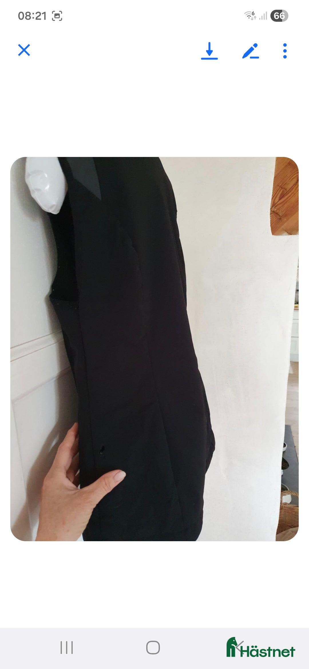 Säkerhetsvästar ryttarutrustning till salu: Helite softshell väst med airbagfunktion inuti i Skultuna - Annons 3