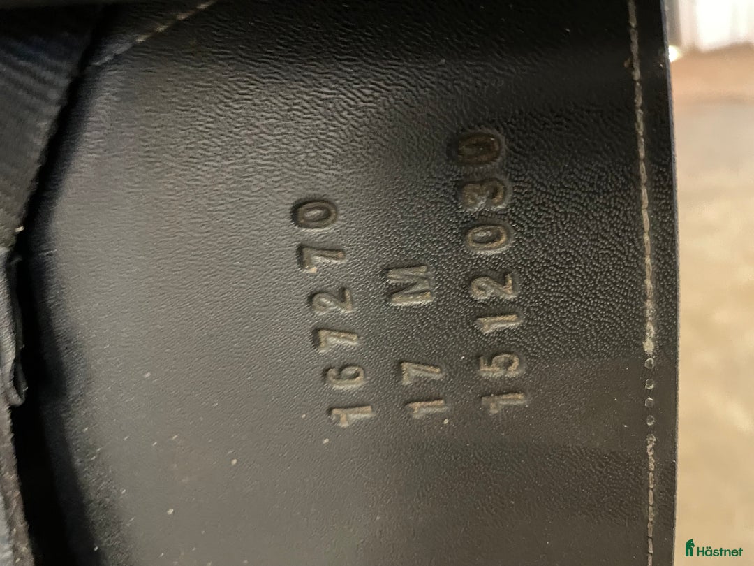 Sadlar hästutrustning till salu: Lippo Enzo i Vikingstad - Annons 3