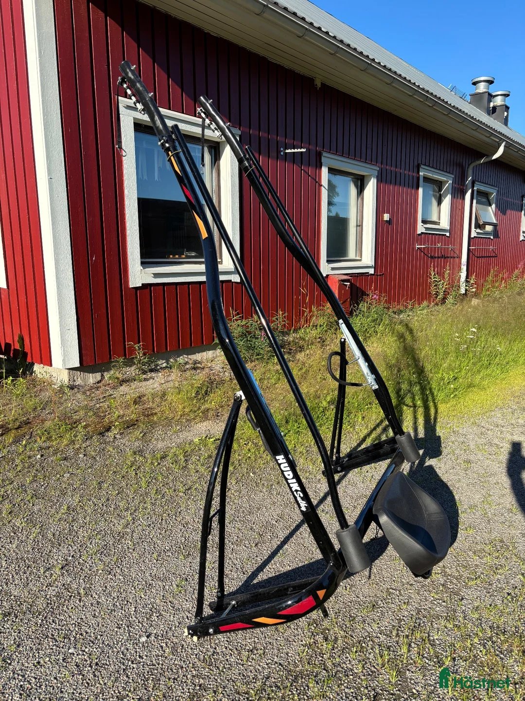 Travsulkys trav till salu: Helt ny sulky  - Annons 1
