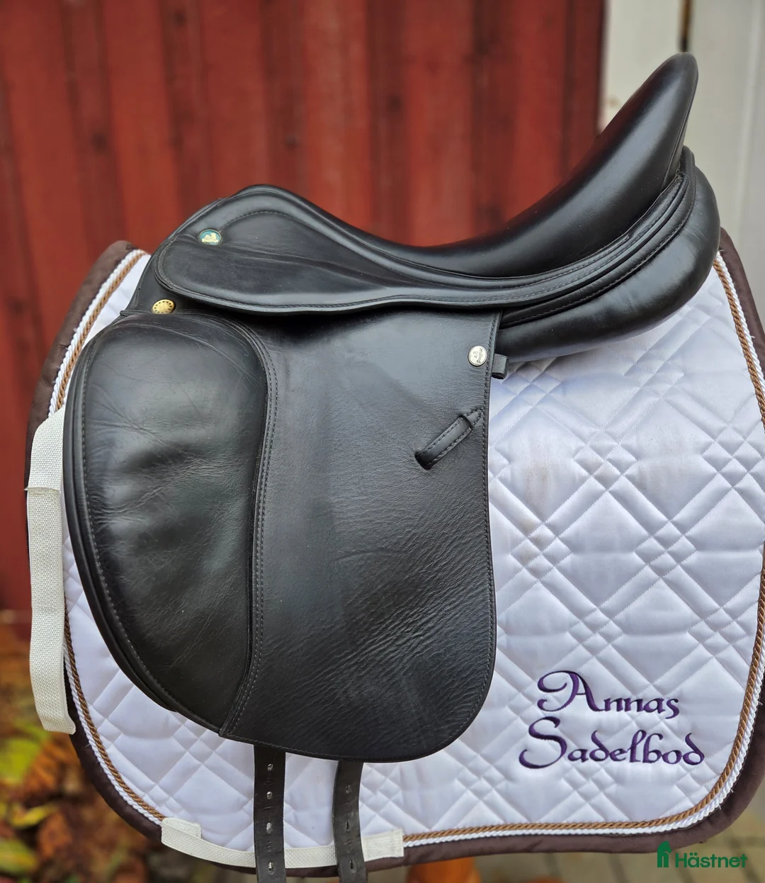 Sadlar hästutrustning till salu: Prestige Lucky Dressage i Fjärdhundra - Annons 1